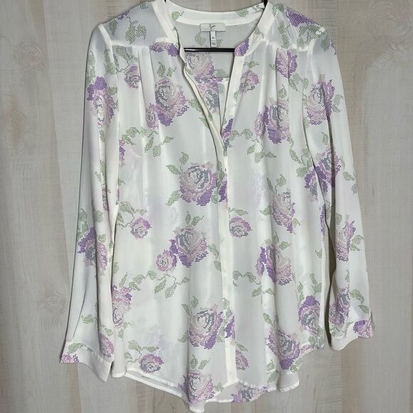Joie white silk blouse with lavender purple flowers, long sleeve,‎ size XS - Picture 4 of 16